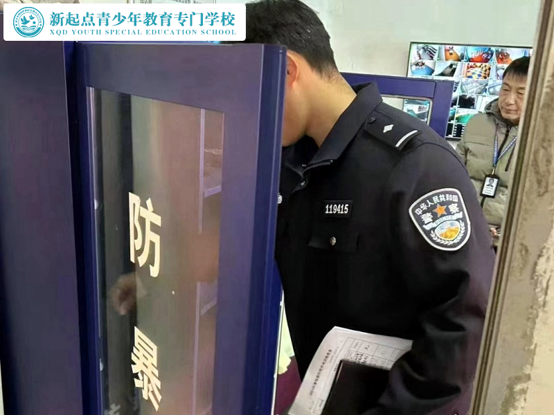 消防、公安、市場管理局聯合對新起點進行安全事務檢查